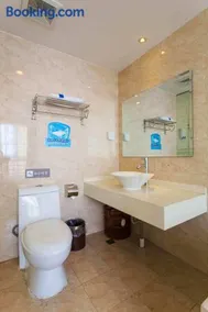 7Days Inn Wuhan Hankou Jiangtan Lihuangpi Road - Image 2