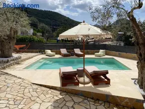 Panoramic lagoon view - Image 2