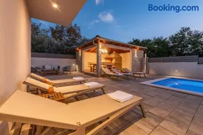 Villa Dora ZadarVillas - Image 2