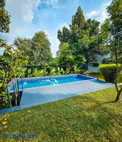 solomons ark luxury pool villa - Image 2