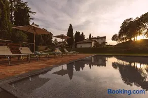 Borgo Le Colline Luxury Agriturismo in Tuscany - Image 2