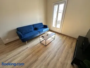 Large renovated apartment in the heart of Beziers - Image 5