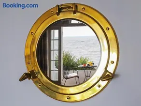 Seashore Apartment - Image 5
