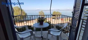 Vikos Beach Apartments - Image 1