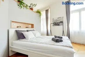 Dohany Design Apartments - Image 2