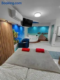 Jacuzzi Apartment Zen - Image 1