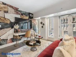 Regis Suites - Downtown Toronto - Image 4