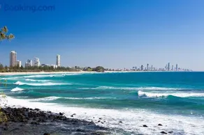 Burleigh Beach Tourist Park - Image 2