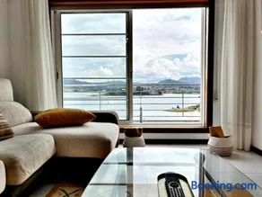 Holibai, Mariño, Viva la Experiencia del Mar Desde su Terraza, Baiona, Galicia - Image 2