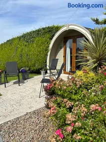 The Burrow - Sleeps 4 - Image 1