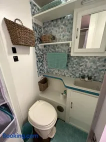 Blue Diamond RV at Diamond Glamping - Image 5