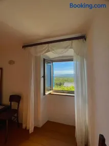 Villa Jolanda - Image 3