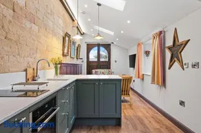 Copper Beech Cottage - Image 3