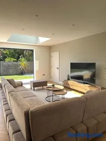 The Crescent Villa Lancing - Image 3