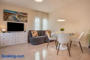 Familienfreundliches Apartment mit Terrasse und Pool | Gartenblick | Nah am Strand - Image 2