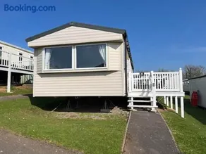 Devon Cliff Breaks - Image 1