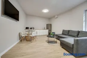 Central Platinum Apartments 22 - Image 3