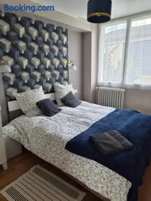 Appartement à la campagne avec piscine - Image 2