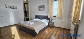 Vila Alexandra - Prime accomodation - Pumo Properties - Image 1