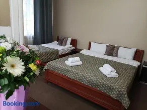 Orange Hotel - Image 5