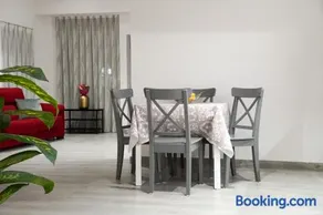 Mimi's Apartment in En Corts - Image 2