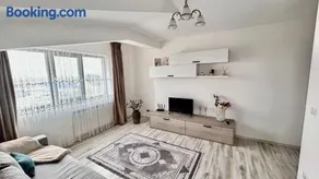 Finys rent apartament - Image 1