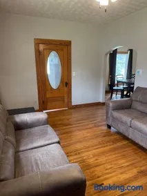 The Spruce House Family 4BR 2 Bath Great Location In Ogallala Close to Lake McConaughy - Image 2