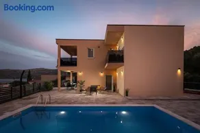 Apartman Avila - Image 1