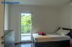 Villa Cologne - Image 3