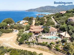 VILLA ANTARES - Image 1