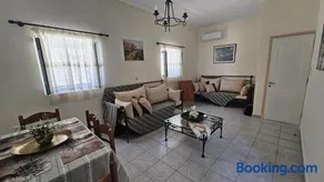 Encantadora casa vacacional con barbacoa, jardín y terraza | Vistas a la montaña - Image 2