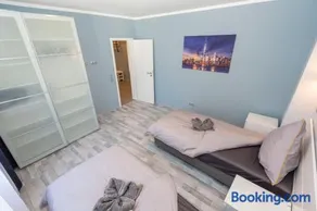 Bremerhavener Suite 2 - Image 2
