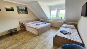 Penzion a restaurace Zlatovláska u zámku Červená Lhota - Image 2