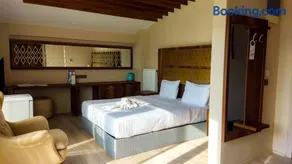 HK Resort - Image 5
