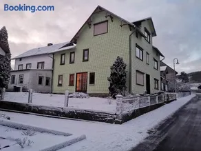 Gehlberger Landhaus am Schneekopf / Ferienwohnung - Image 3