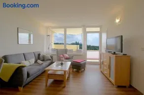 Apartment 347 - Image 1