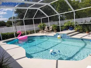 Vacational, private heated pool house - Image 1