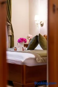 Central Harmony Apartment - Image 3