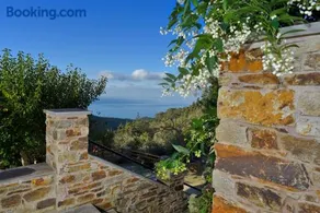 House in Εndless green - Arethousa, Ikaria - Image 2