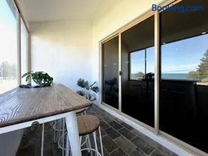 Sound Views Apartment - Image 3