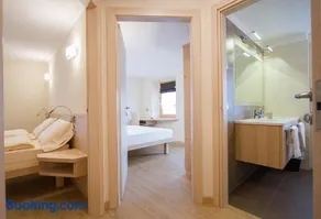 Chalet Alaska - Image 3