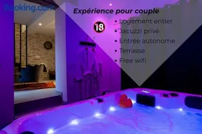 Jacuzzi privé - Escape Game et Chambre Secrète 77 - Image 1