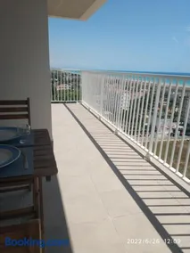 Bonito apartamento con piscina cerca de la playa. - Image 4