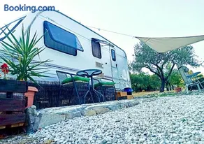 Olive Grove Mountain Caravan - Image 5