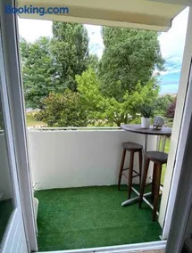 Superbe appartement au calme avec parking gratuit. - Image 3
