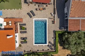 Villa Divinus - Image 2