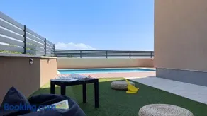 Apartments King And Queen - Image 1