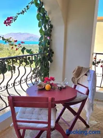 Ewa's Cretan Vintage Houses - Image 1