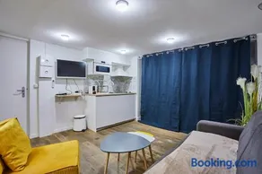 Rent a Room - 2P Passage du Caire - Image 3
