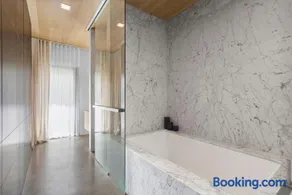 88 SUD Architectural Beachfront Luxury with Pool - Image 2